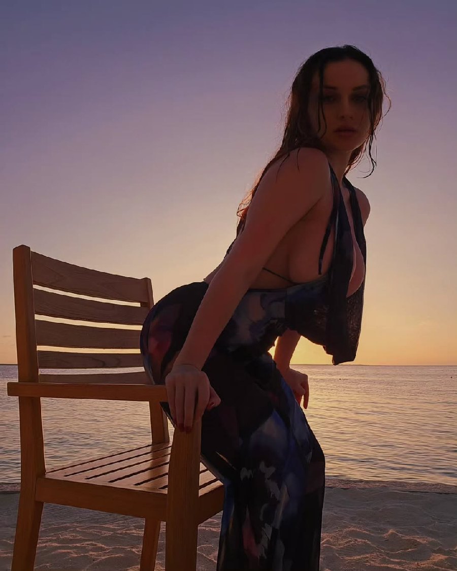 Sexy girl Miranda Faith nude in Windhoek